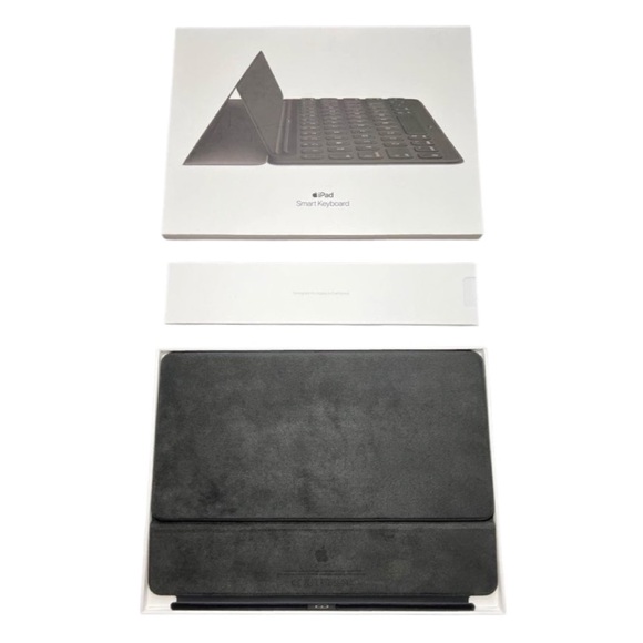 Apple Smart Keyboard Case for iPad - Picture 2 of 2